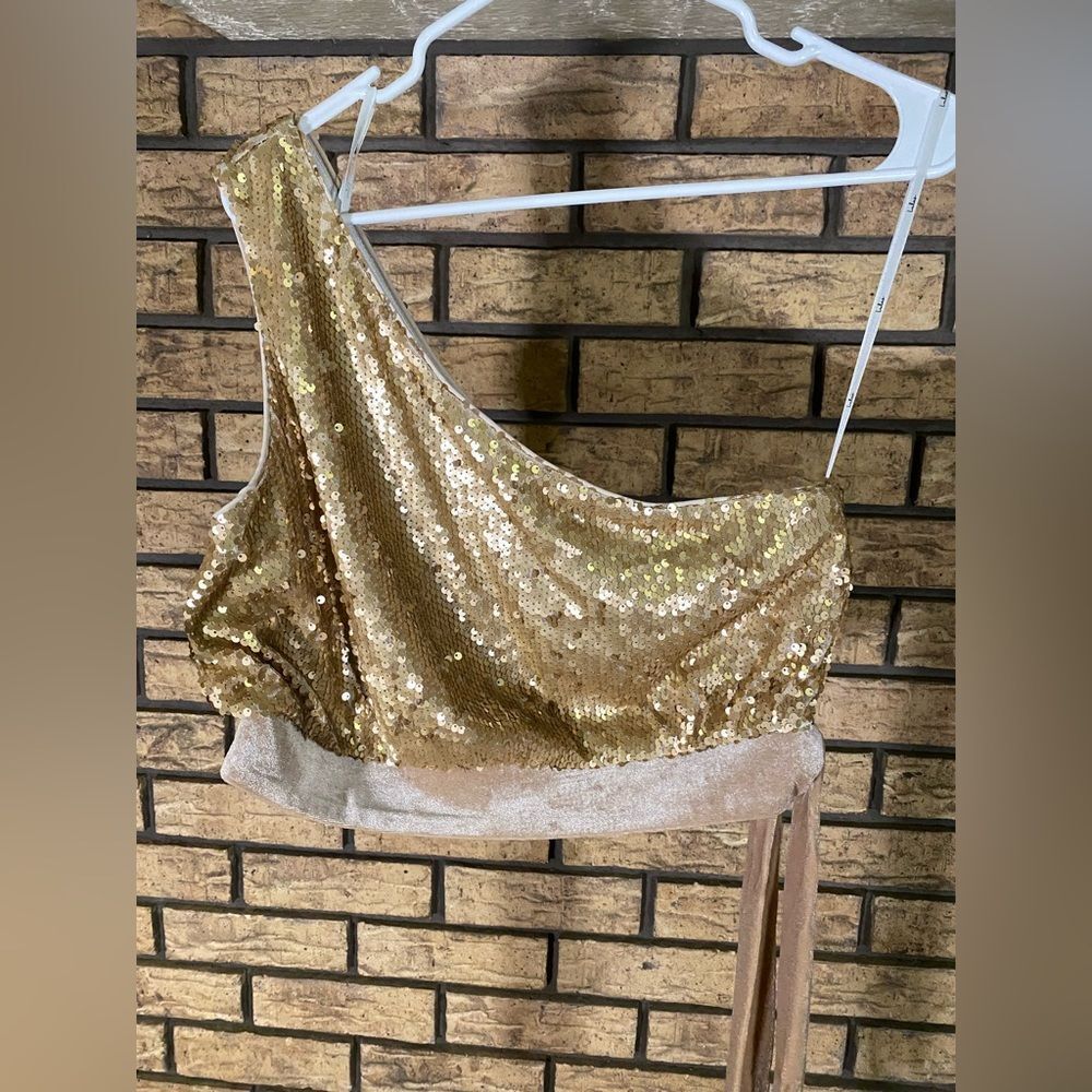 Nwt lulus sequin‎ top